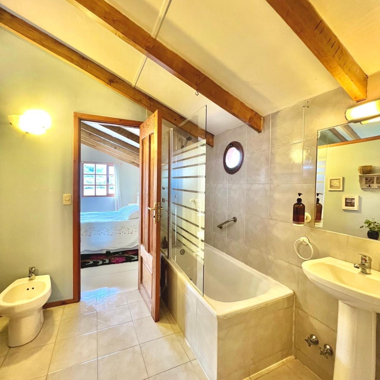 Vila La Mar / Casa Palafito Castro Exteriér fotografie